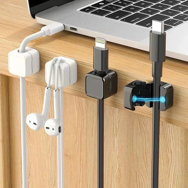 Magnetic cable organizer